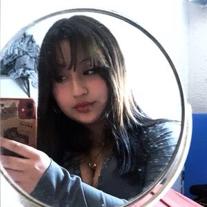 Meet your Posher, Noelia